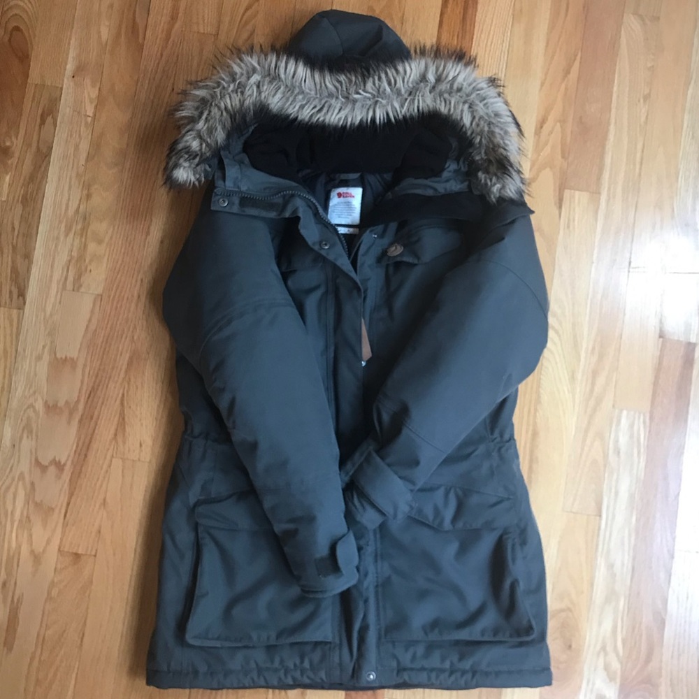Fjallraven Nuuk Parka Grey Medium EUC!! - Picture 2 of 7
